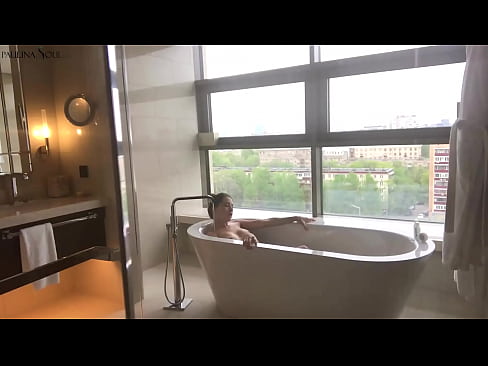 ❤️ En fantastisk babe som lidenskapelig rykker av seg fitta på badet ❤️ Superporno hos oss no.higlass.ru ❤